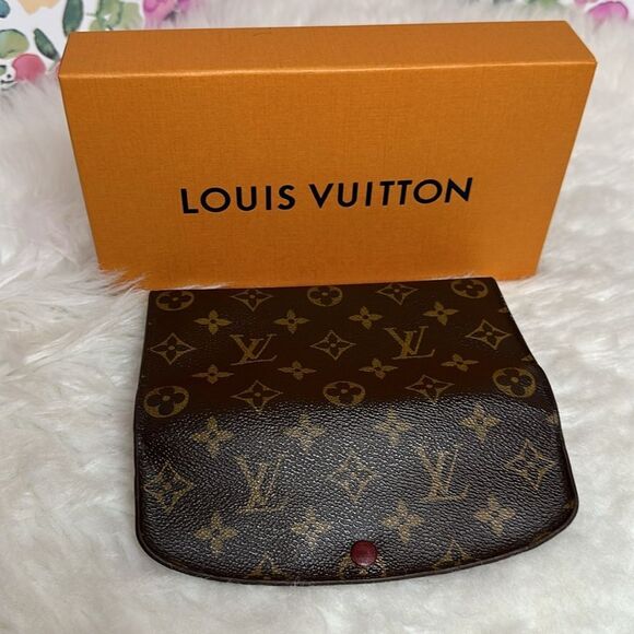 💯Authentic Louis Vuitton Emilie Monogram Long Wallet🍀 - Picture 8 of 15